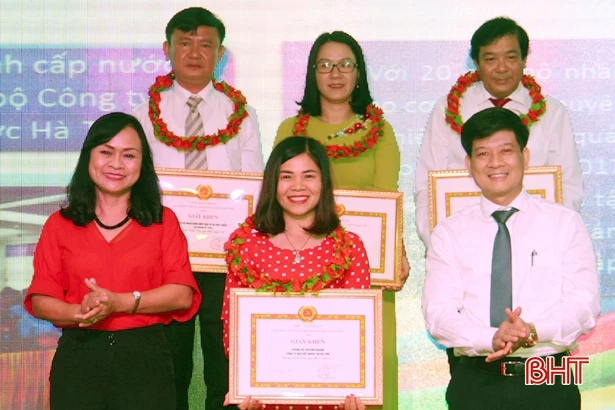 Vinh danh 49 điển hình “dân vận khéo” Khối doanh nghiệp Hà Tĩnh