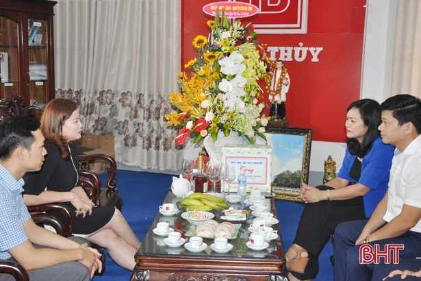 Doanh nhân Hà Tĩnh xứng đáng là “người lính xung kích” thời bình