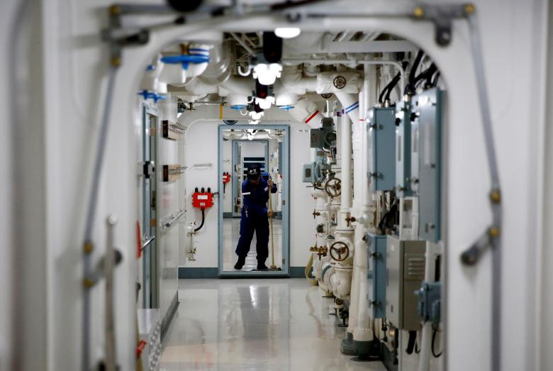 Khám phá cuộc sống thủy thủ trên chiến hạm lớn nhất Nhật Bản