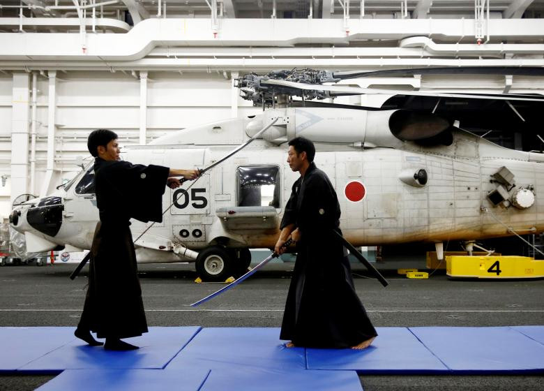 Khám phá cuộc sống thủy thủ trên chiến hạm lớn nhất Nhật Bản