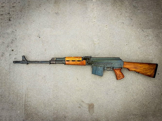 Hình ảnh siêu súng bắn tỉa M76 gợi nhớ về huyền thoại AK47