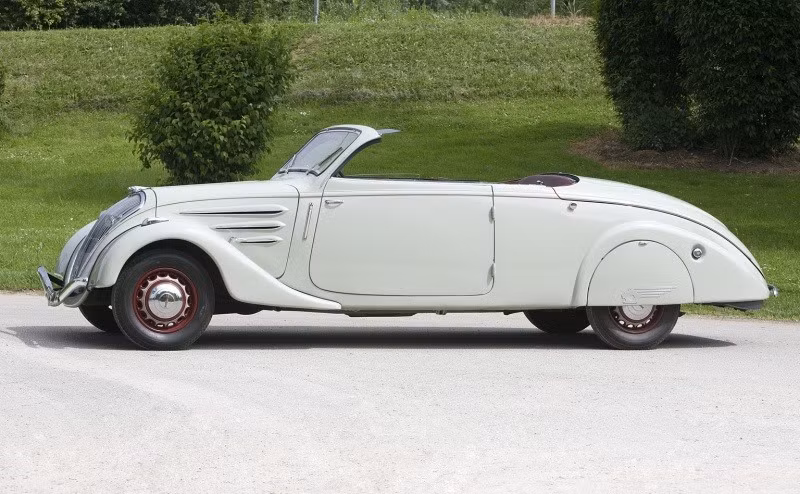 10 mẫu xe ôtô mui trần cổ nhất thế giới