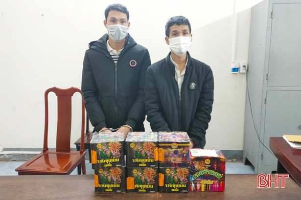 Công an huyện Kỳ Anh khởi tố 3 đối tượng mua bán pháo