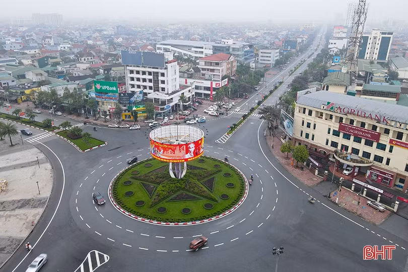 Phố phường Thành Sen bình yên sớm đầu năm mới