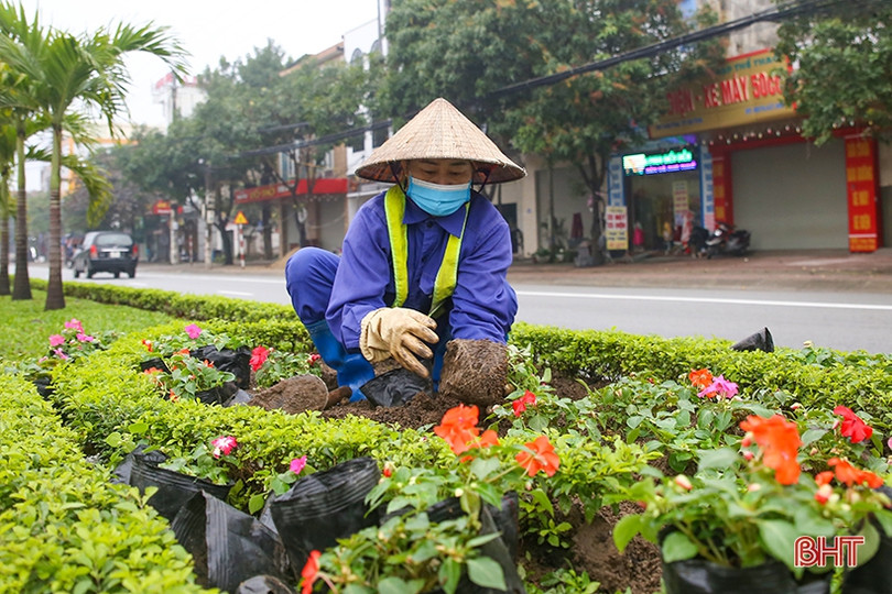 Phố phường Thành Sen bình yên sớm đầu năm mới
