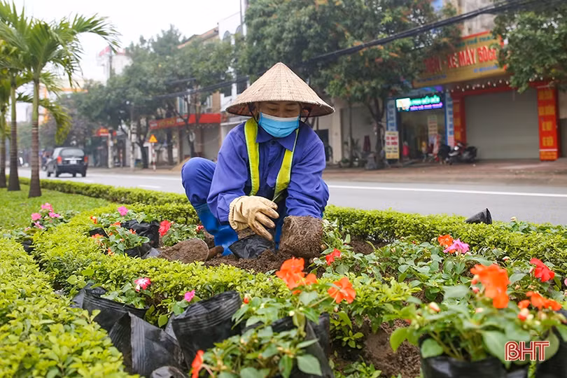 Phố phường Thành Sen bình yên sớm đầu năm mới