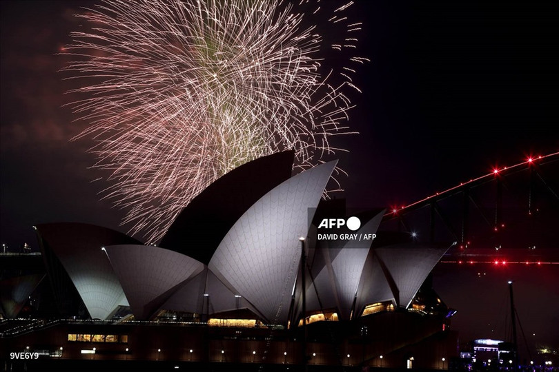 Sydney bắn pháo hoa đón năm mới 2022