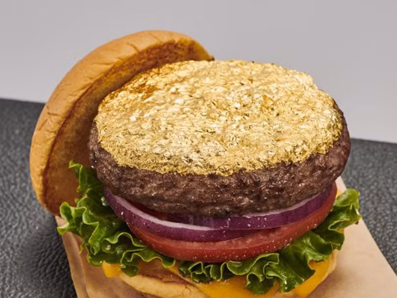 Bí mật của làng chài nghèo lột xác thành nơi giàu có bậc nhất thế giới