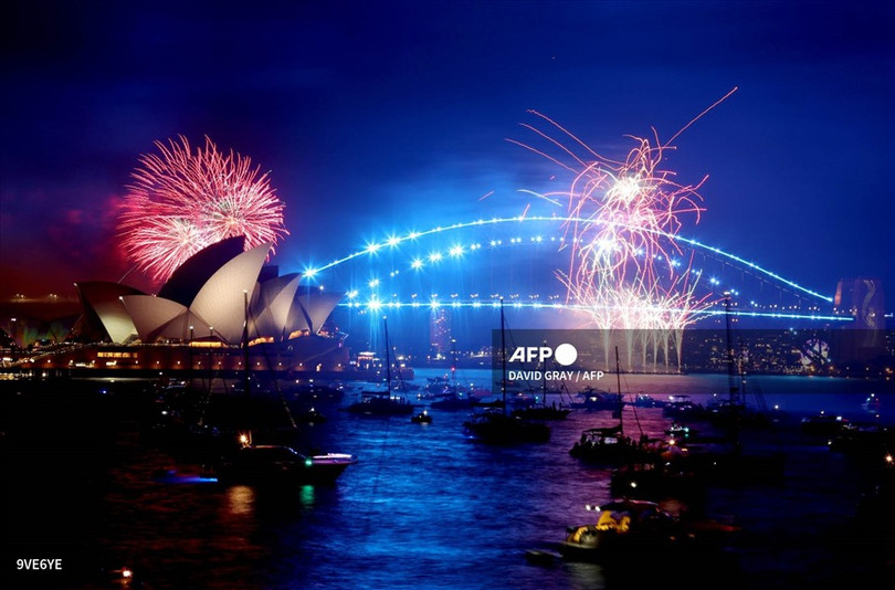 Sydney bắn pháo hoa đón năm mới 2022
