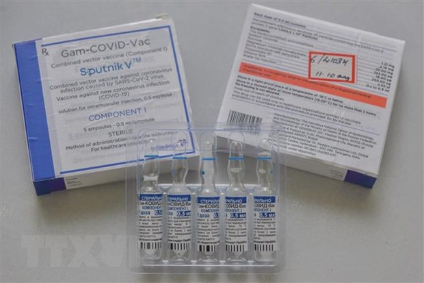 Nga sắp lưu hành vaccine ngừa COVID-19 Sputnik V dạng xịt mũi