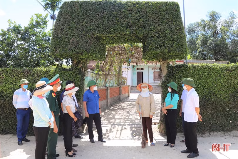 Từng tổ liên gia, hộ gia đình ở Vũ Quang linh hoạt xây dựng nông thôn mới