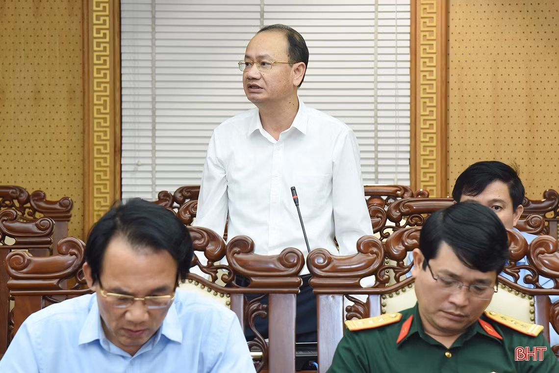 Ký kết phối hợp chương trình Cảnh sát biển đồng hành với ngư dân Hà Tĩnh