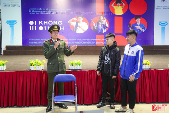 Trường Albert Einstein nâng cao kỹ năng phòng tránh lừa đảo cho học sinh