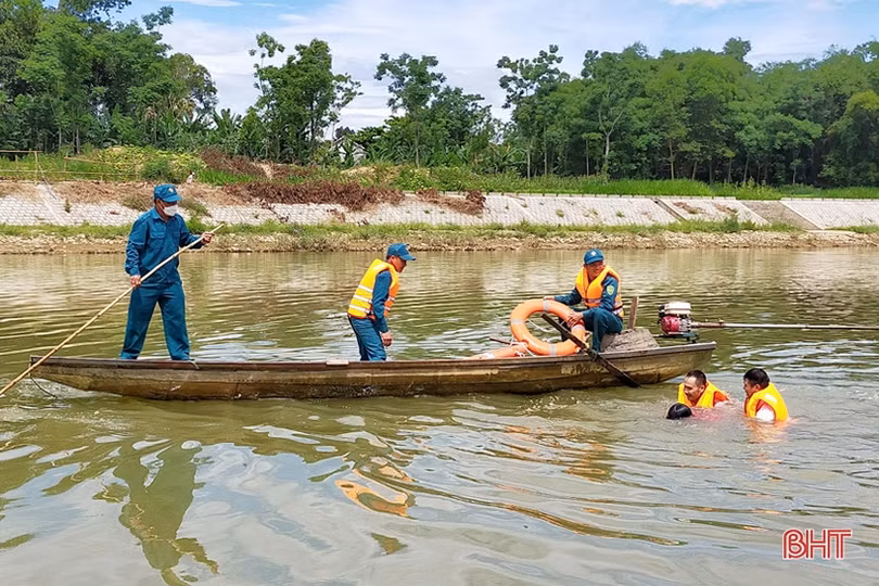 Hà Tĩnh chuẩn hóa cán bộ quân sự cấp xã, phường, thị trấn
