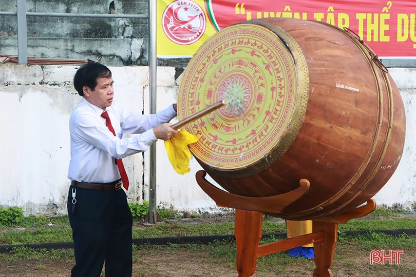 Khai mạc Đại hội TDTT huyện Cẩm Xuyên lần thứ IX