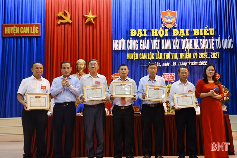 Người công giáo Can Lộc chung tay xây dựng quê hương vững mạnh