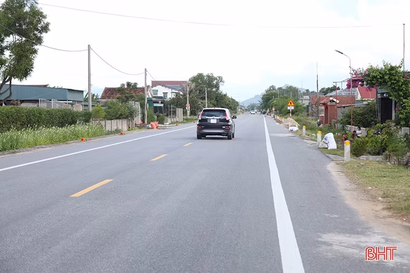 Vì sao trên đường ven biển đoạn xã Thịnh Lộc hay xảy ra tai nạn nghiêm trọng?