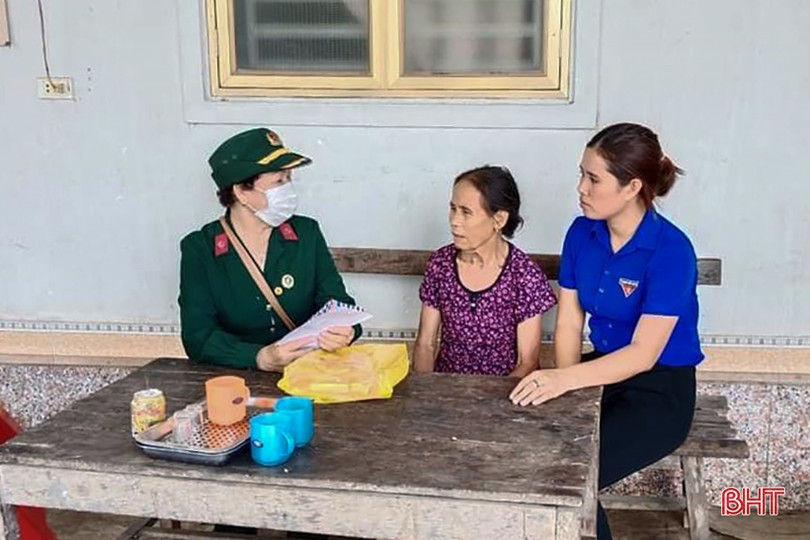 Can Lộc huy động gần 1,9 tỷ đồng tặng quà các gia đình chính sách