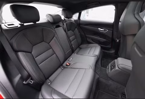 Siêu xe chạy điện Audi e-tron GT chính thức ra mắt tại Việt Nam