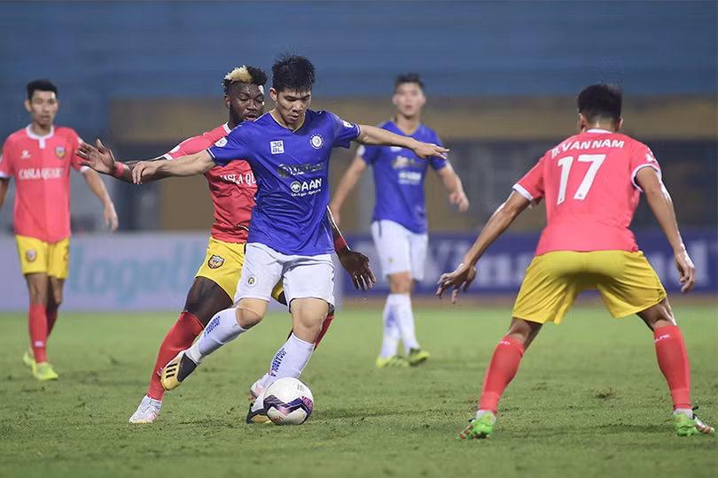 Hồng Lĩnh Hà Tĩnh “tính bài” khi tiếp dàn sao của đội bóng Thủ đô