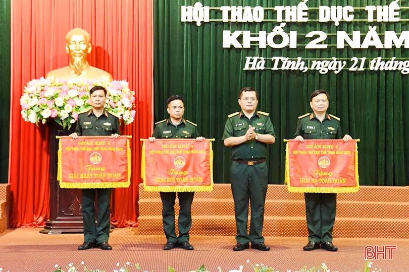 Bộ CHQS Hà Tĩnh nhất toàn đoàn Hội thao TDTT Quân khu 4