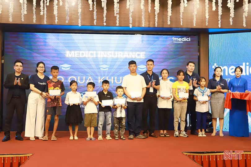 Medici Insurance khai trương văn phòng - phát triển đội ngũ phân phối bảo hiểm ứng dụng công nghệ tại Hà Tĩnh