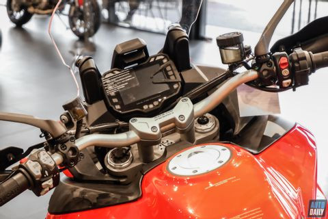 Giá bán hơn 600 triệu đồng, Ducati Multistrada V2S 2022 có gì đặc biệt?