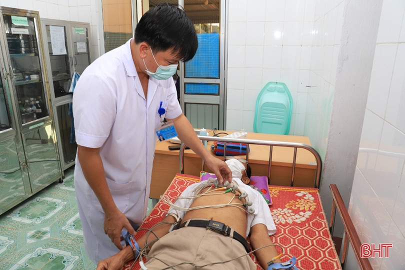 Hơn 200 đối tượng chính sách ở Hương Sơn được khám bệnh miễn phí
