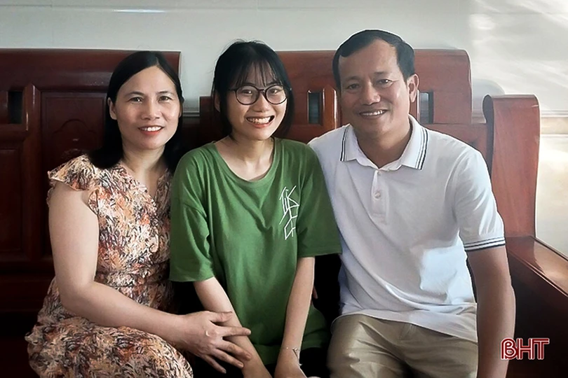 Thủ khoa khối B00 ở Hà Tĩnh vươn tới ước mơ khoác blouse trắng