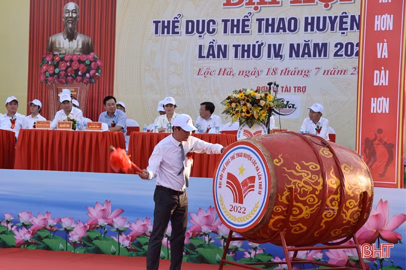 Khai mạc Đại hội thể dục thể thao huyện Lộc Hà lần thứ IV