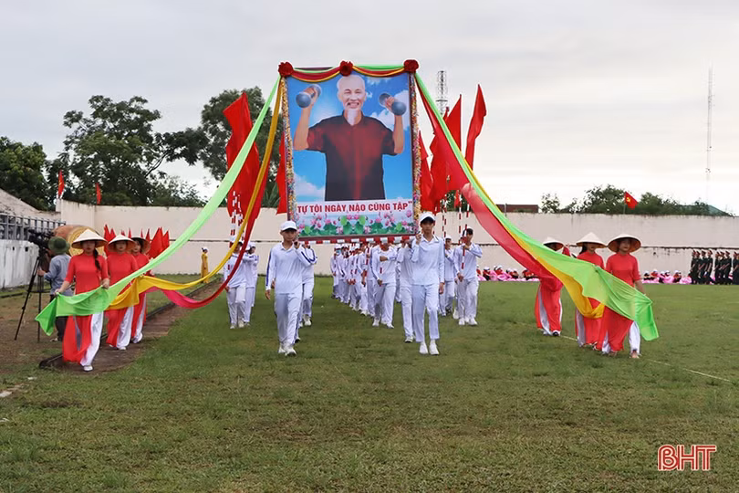 Khai mạc Đại hội TDTT huyện Cẩm Xuyên lần thứ IX