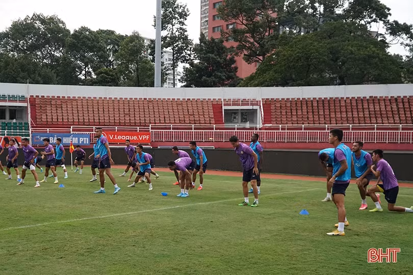 Hồng Lĩnh Hà Tĩnh sẵn sàng để có điểm trên sân Thống Nhất