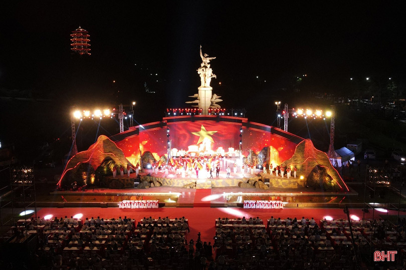 Đặc sắc chương trình nghệ thuật chào mừng thành công Đại hội Đoàn toàn tỉnh Hà Tĩnh ảnh 20 Đặc sắc chương trình nghệ thuật chào mừng thành công Đại hội Đoàn toàn tỉnh Hà Tĩnh