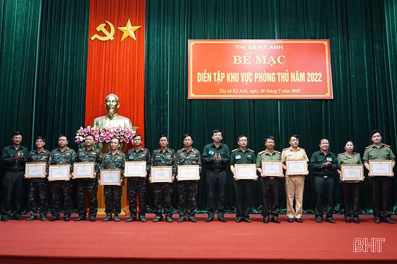 Diễn tập khu vực phòng thủ TX Kỳ Anh thành công tốt đẹp