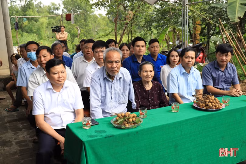 Khởi công xây nhà ở cho hộ chính sách ở Hương Sơn