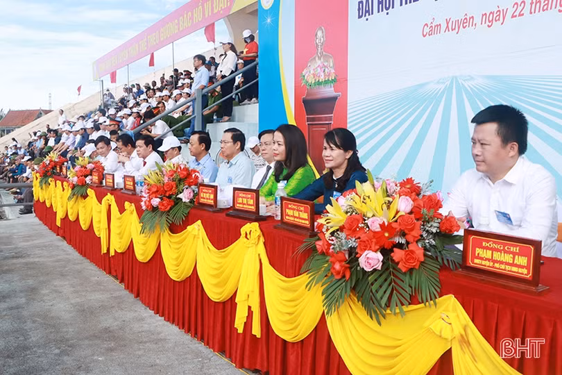 Khai mạc Đại hội TDTT huyện Cẩm Xuyên lần thứ IX