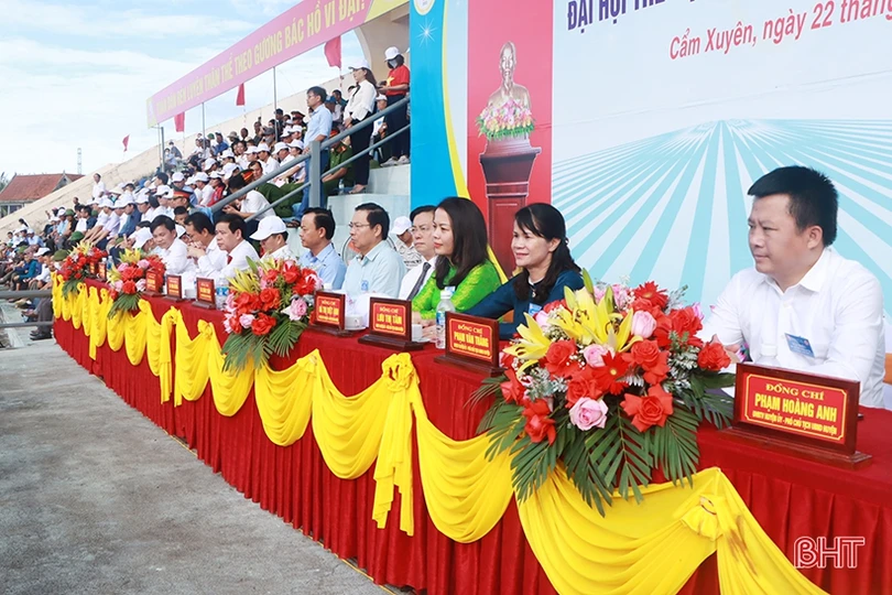 Khai mạc Đại hội TDTT huyện Cẩm Xuyên lần thứ IX