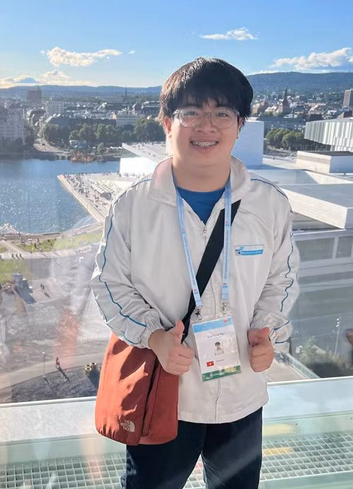 Chủ nhân điểm tuyệt đối Olympic Toán học 12 tiếng một ngày