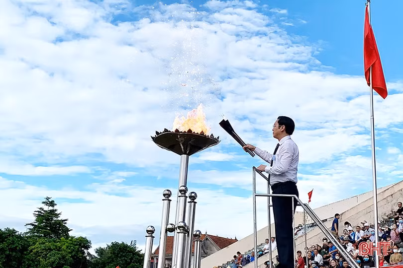 Khai mạc Đại hội TDTT huyện Cẩm Xuyên lần thứ IX