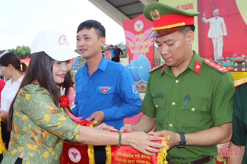 Khai mạc Đại hội Thể dục thể thao huyện Vũ Quang lần thứ V