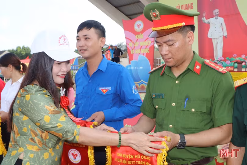 Khai mạc Đại hội Thể dục thể thao huyện Vũ Quang lần thứ V