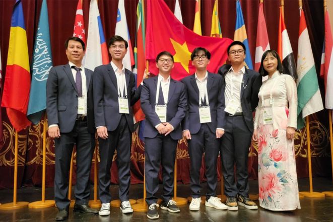 Việt Nam giành bốn huy chương Olympic Sinh học quốc tế