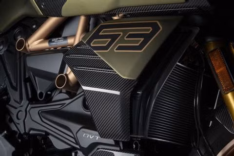 Ducati Diavel 1260 Lamborghini sắp về Việt Nam