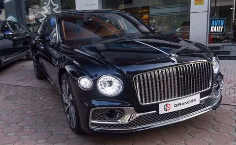 Chi tiết Bentley Flying Spur W12 First Edition hơn 23 tỷ tại Việt Nam