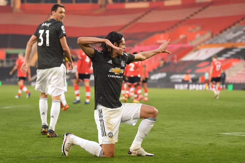 Cavani nhận án phạt cấm thi đấu 3 trận trước năm mới 2021