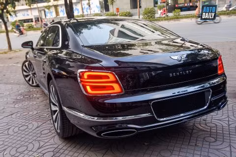 Chi tiết Bentley Flying Spur W12 First Edition hơn 23 tỷ tại Việt Nam