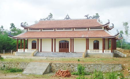 Đền thờ các liệt sĩ tại Nghĩa trang liệt sĩ huyện Đức Thọ đang gấp rút hoàn thiện Đền thờ các liệt sĩ tại Nghĩa trang liệt sĩ huyện Đức Thọ đang gấp rút hoàn thiện