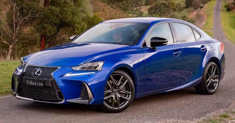 Lexus IS 300 và 350 ra mắt phiên bản đặc biệt, giới hạn 150 chiếc