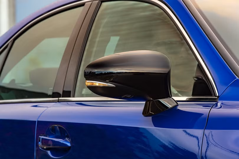 Lexus IS 300 và 350 ra mắt phiên bản đặc biệt, giới hạn 150 chiếc