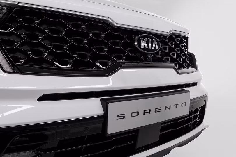 Kia Sorento thế hệ mới ra mắt, chờ ngày về Việt Nam